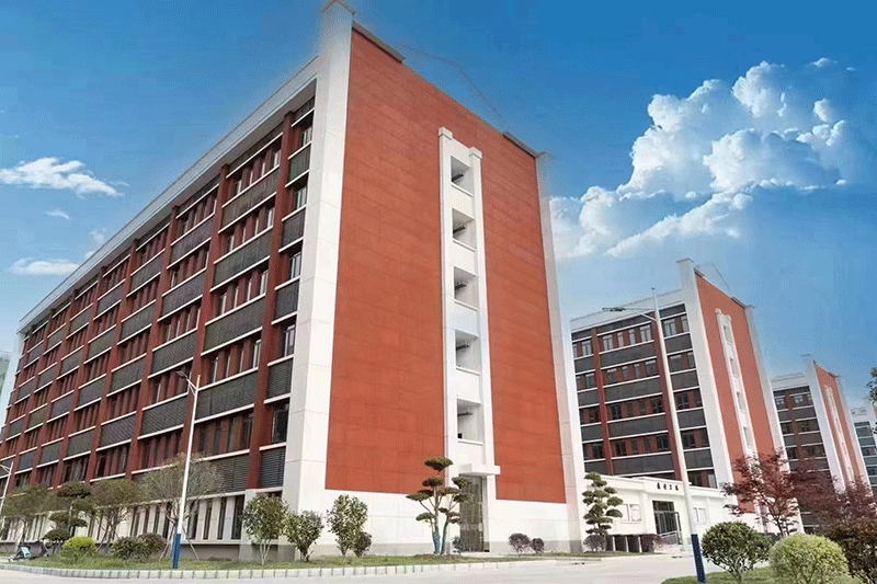 武汉三新高级技工学校